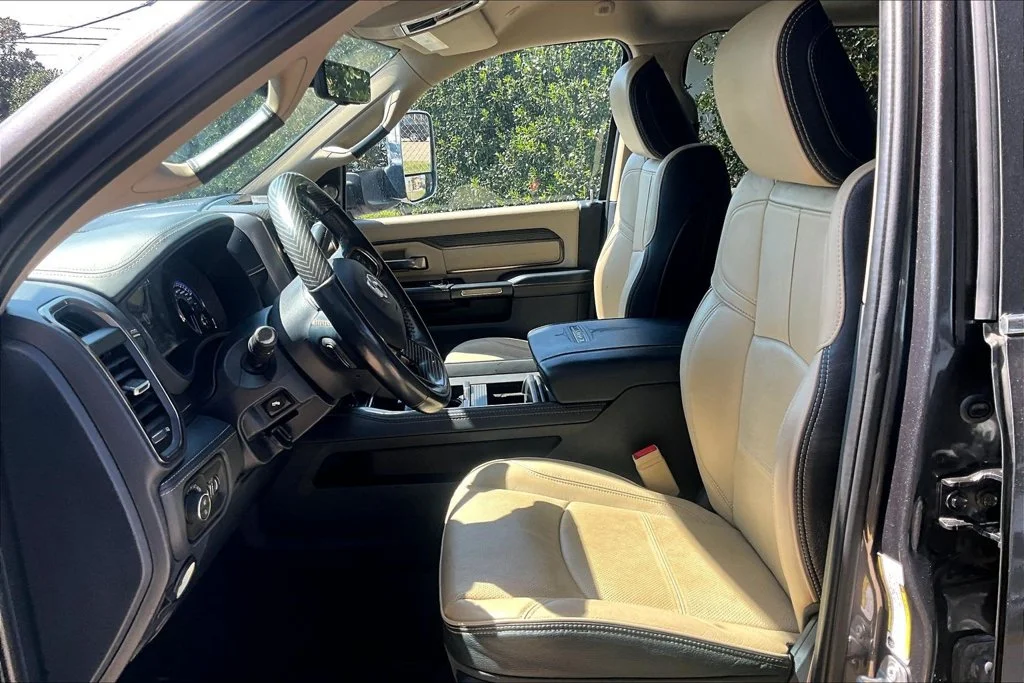 Used 2022 Granite Crystal Clearcoat Metallic Ram Limited image 20