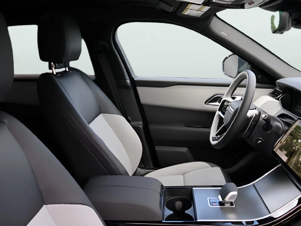 New 2026 Blue Land Rover S image 8