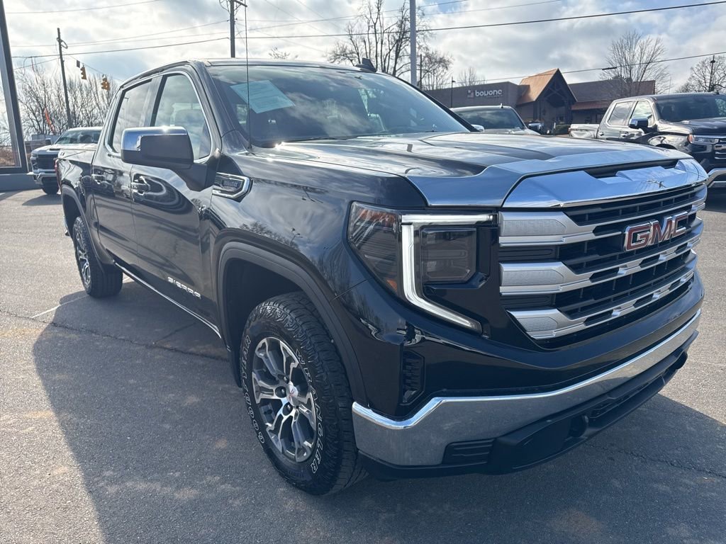 View vehicle photo 7