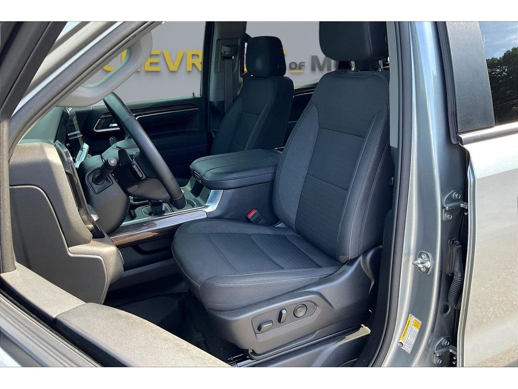 Used 2025 Sterling Gray Metallic Chevrolet RST image 17