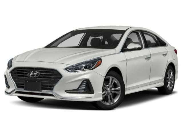 Used 2018 Silver Hyundai SE image 1