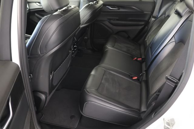 Used 2024 White Jeep Altitude X image 21