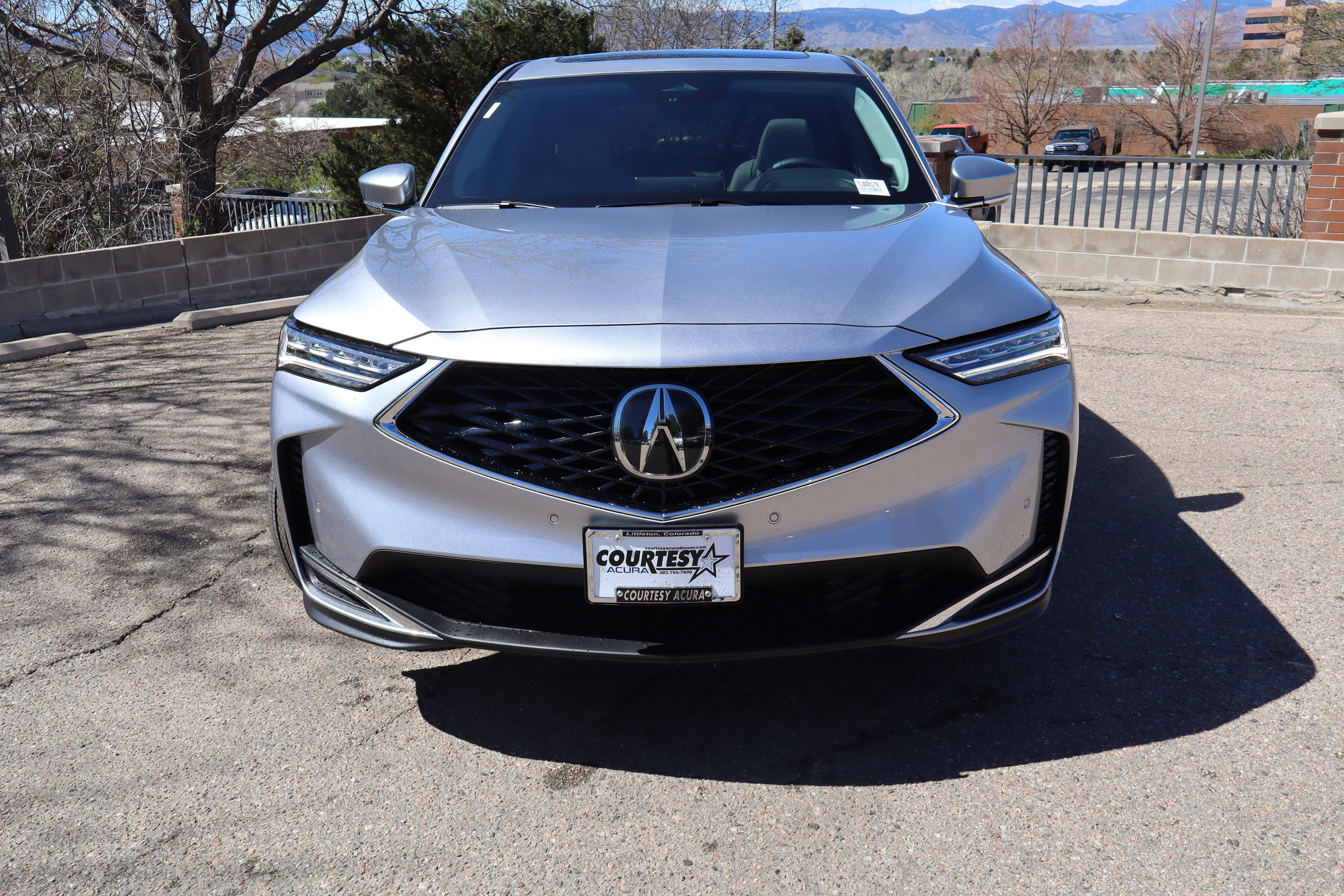 New 2026 Solar Silver Metallic Acura w/Technology Package image 2