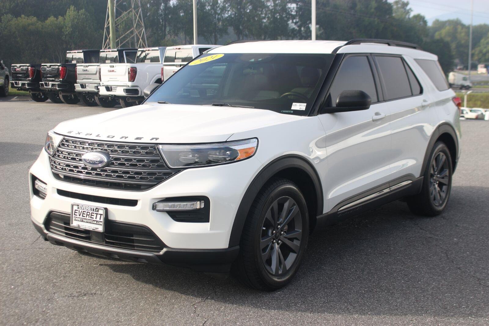 Used 2021 White Ford XLT image 3