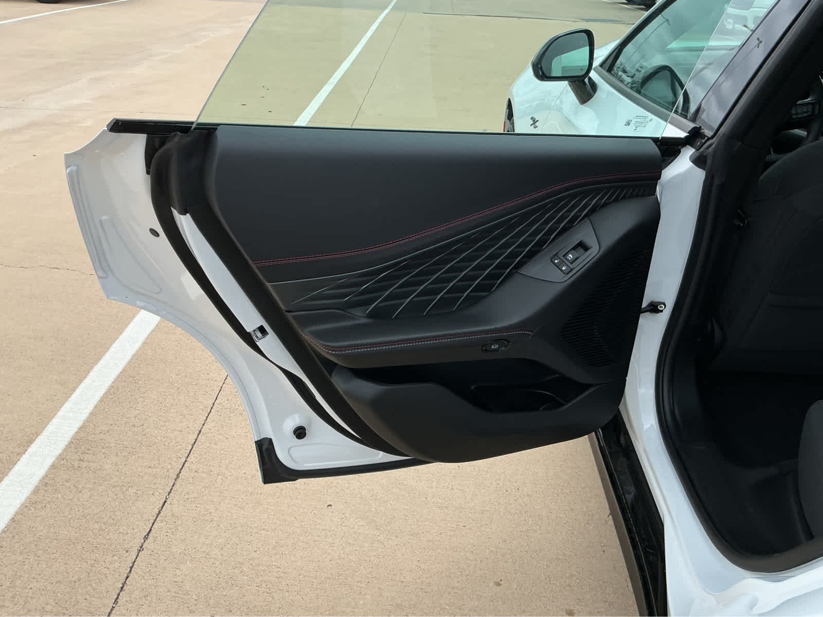 New 2026 White Knuckle Exterior Paint Dodge R/T image 16