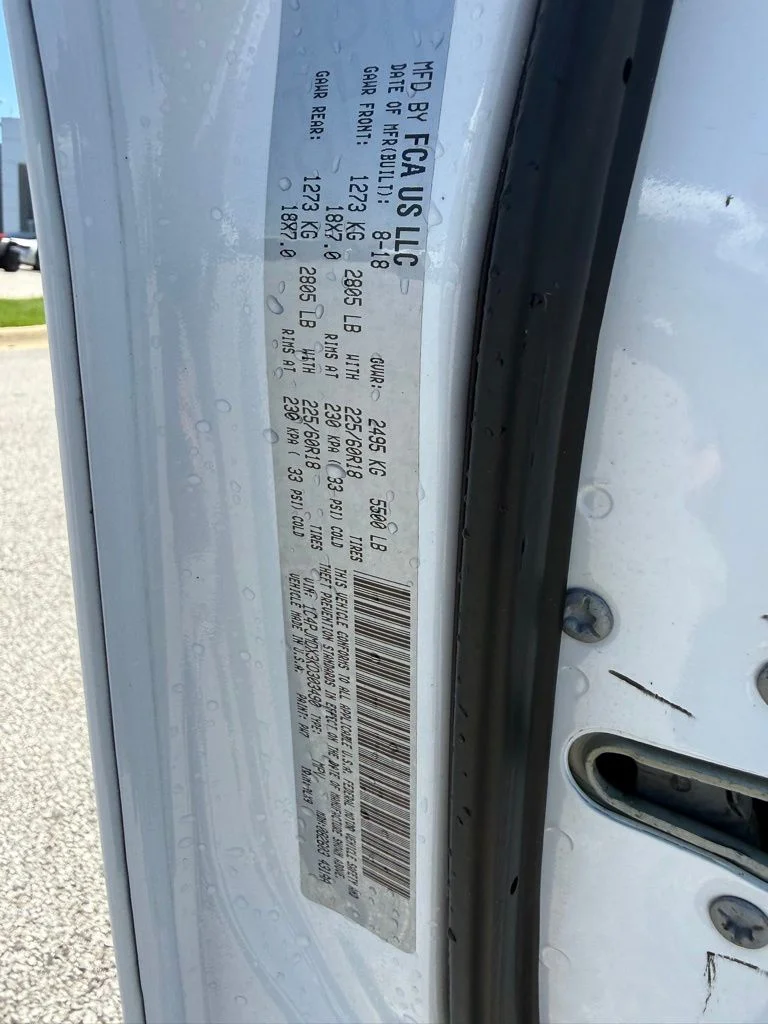 Used 2019 White Jeep Limited image 19