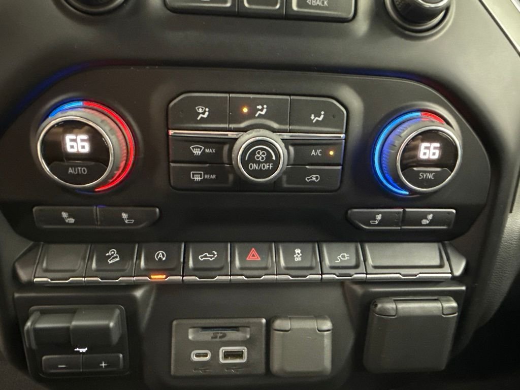 Used 2019 Gray Chevrolet LT image 33