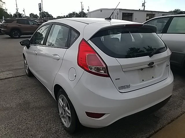 Used 2019 White Ford SE image 21