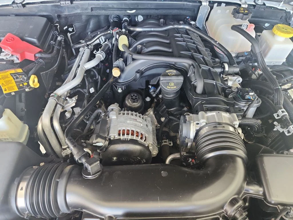 Used 2023 White Jeep Mojave image 37