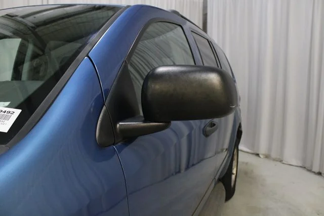 Used 2004 Blue Dodge SLT image 34