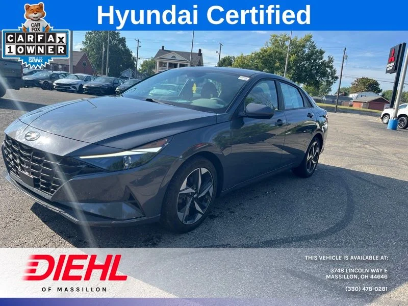 Used 2023 Gray Hyundai SEL image 1
