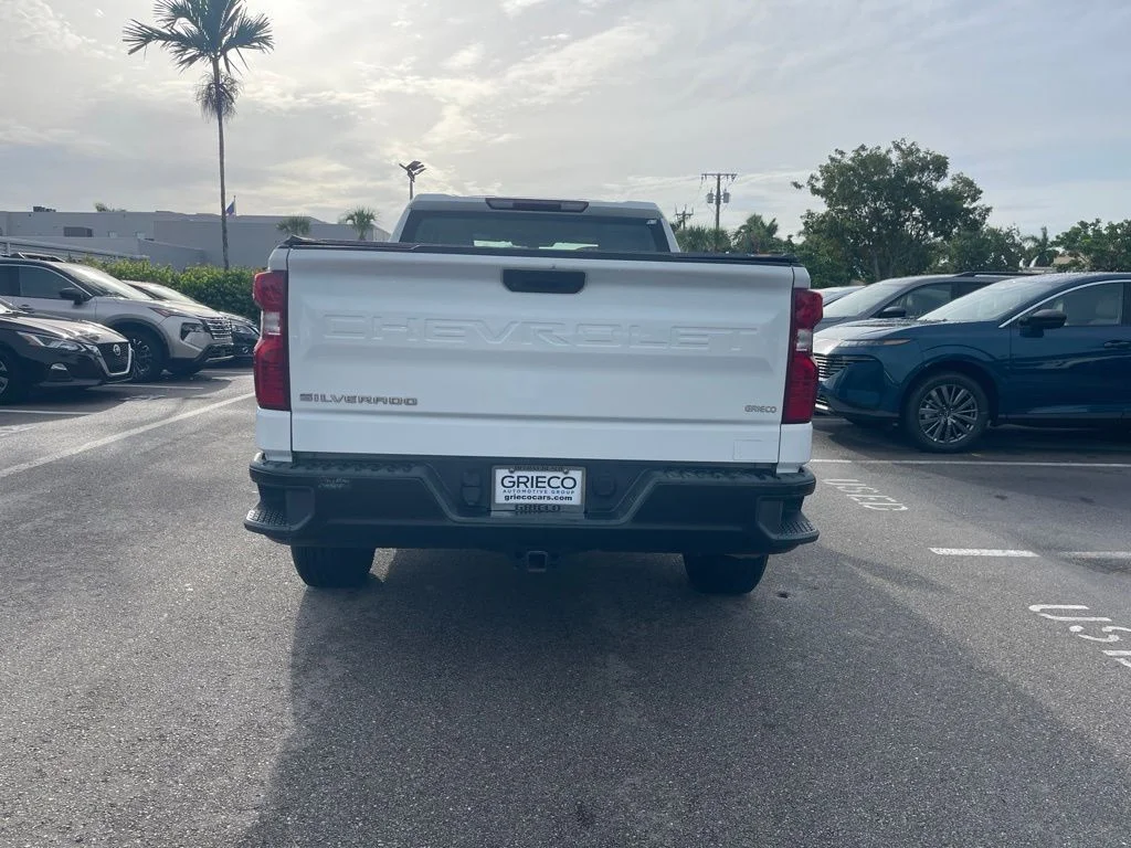 Used 2019 White Chevrolet WT image 4