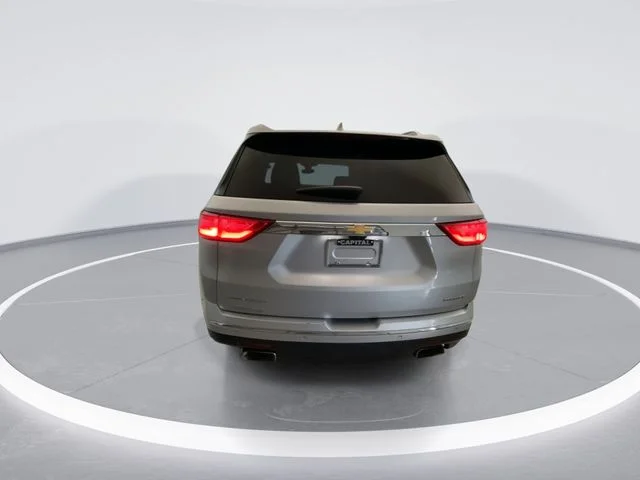 Used 2019 Silver Chevrolet Premier image 3