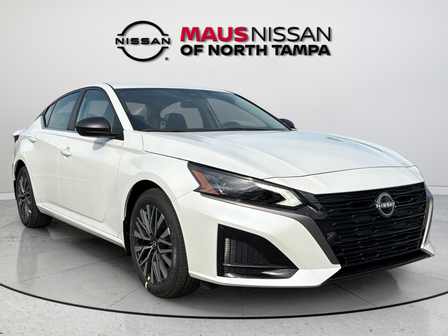 New 2026 White Nissan 2.5 SV image 1