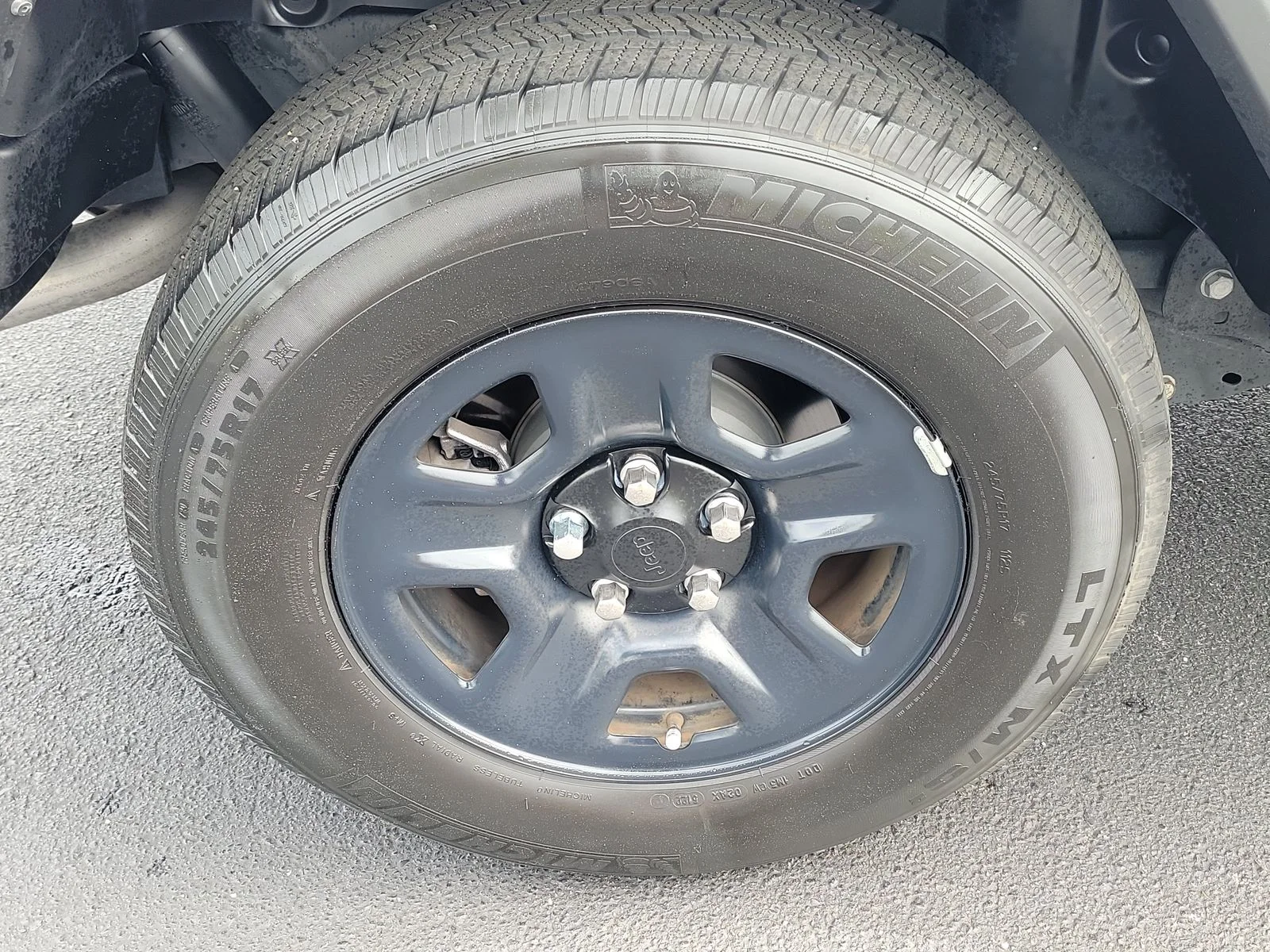 Certified Used 2023 White Jeep Sport image 5