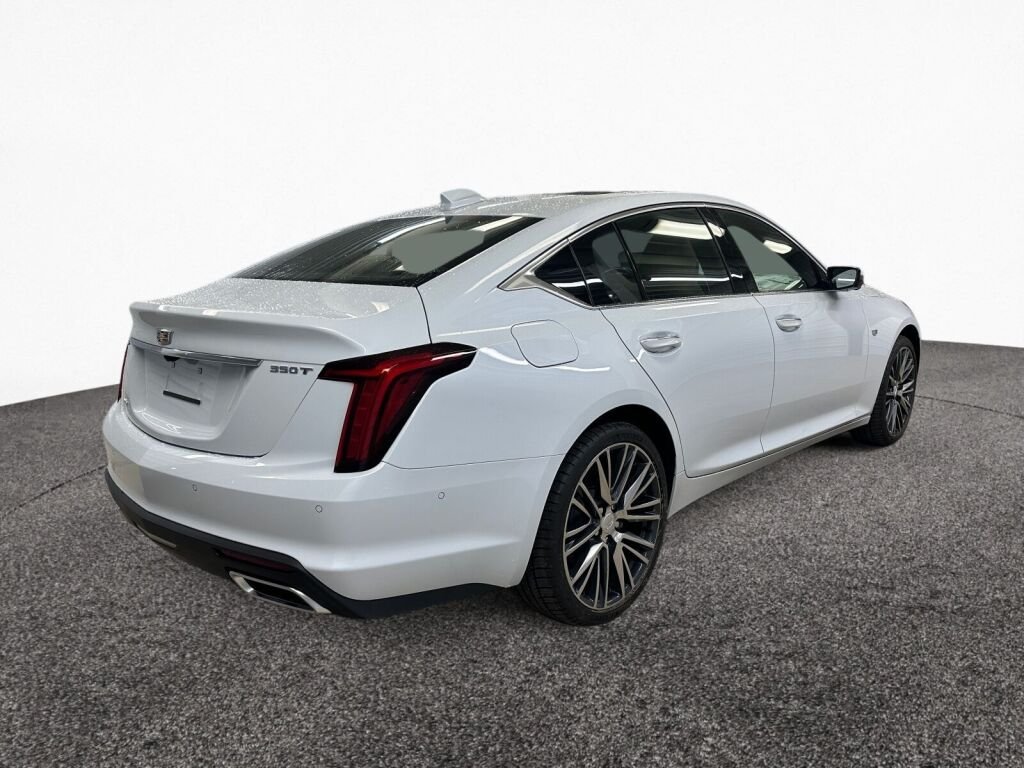 New 2026 Vibrant White Tricoat Cadillac Premium Luxury image 26