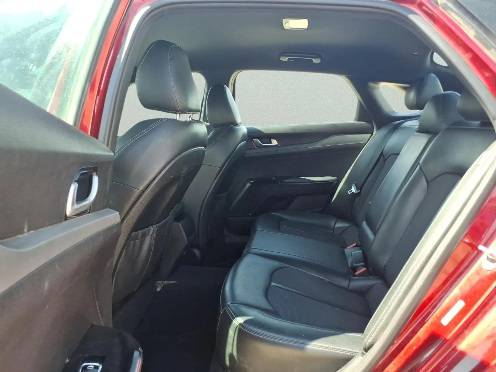 Used 2022 Passion Red Tintcoat Kia GT-Line image 11