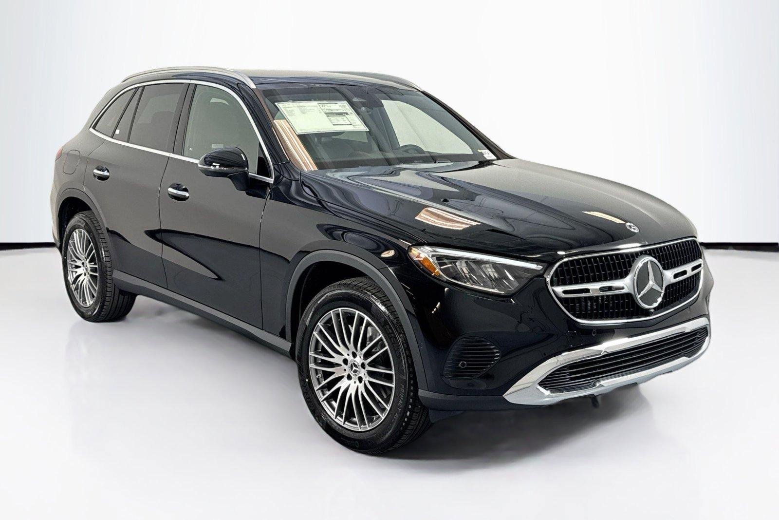 New 2026 Black Mercedes-Benz GLC 300 image 3