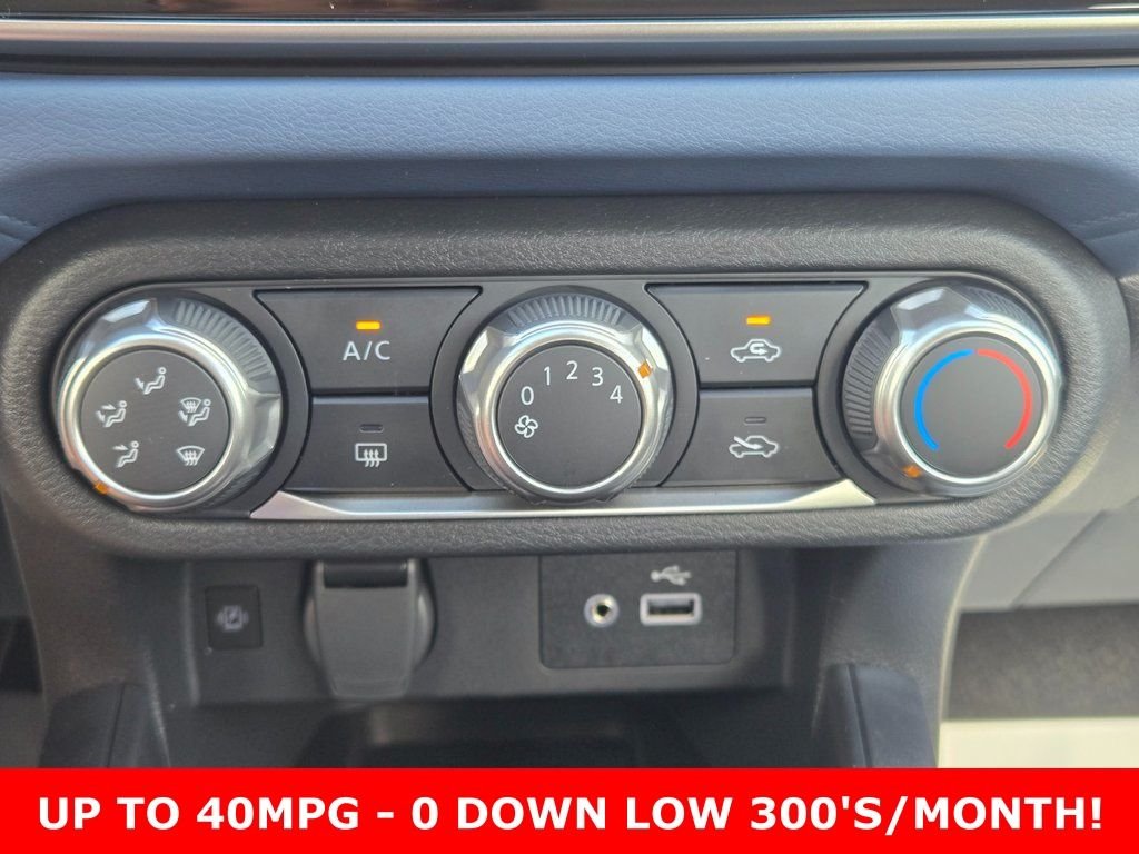 2025 Nissan Versa Sedan SV - Photo 20