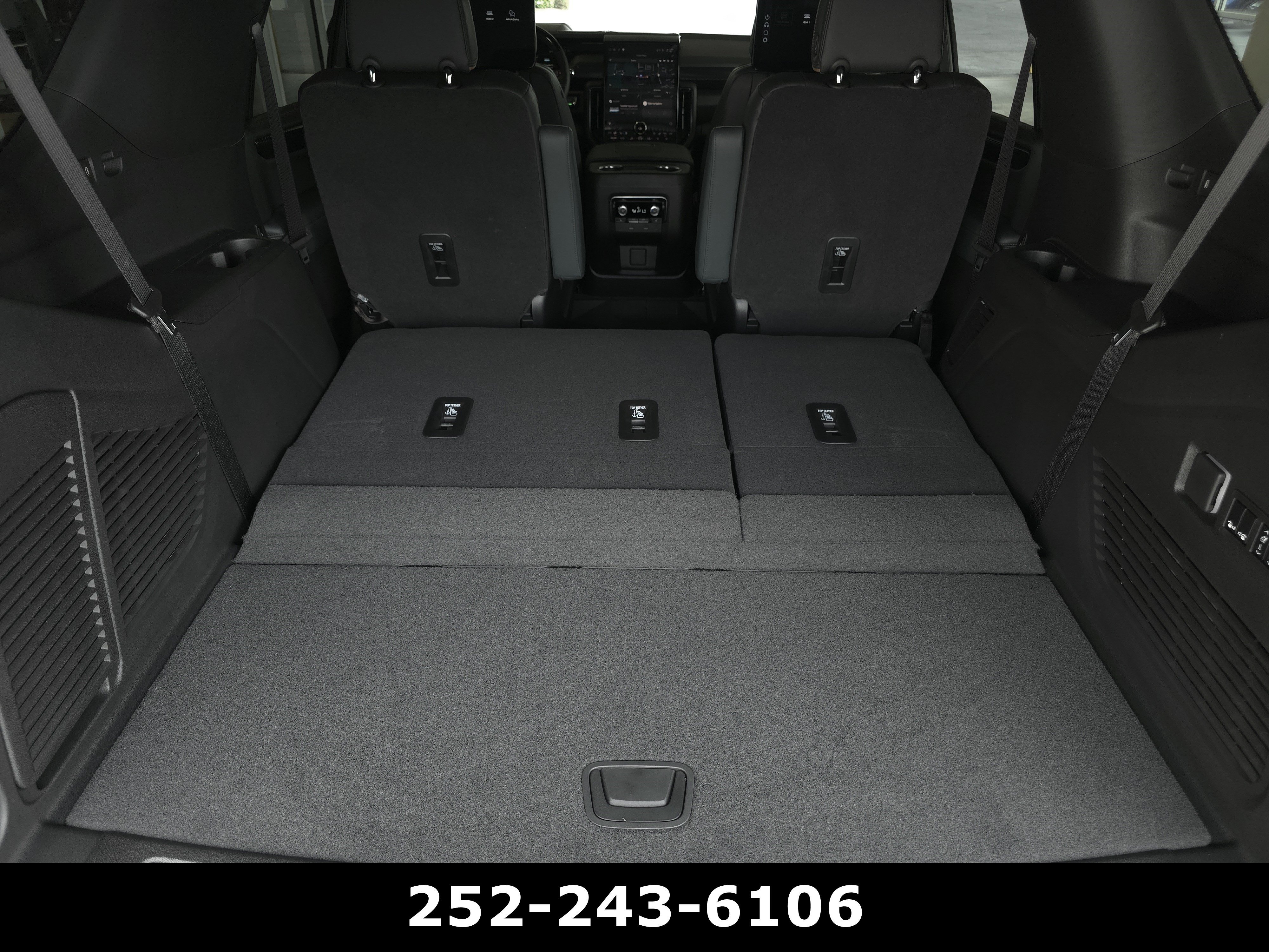 Used 2026 Midnight Pine GMC AT4 image 39