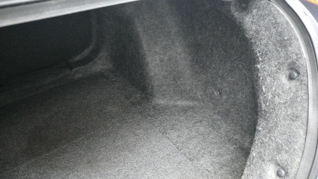 Used 2018 Gray Honda LX image 25