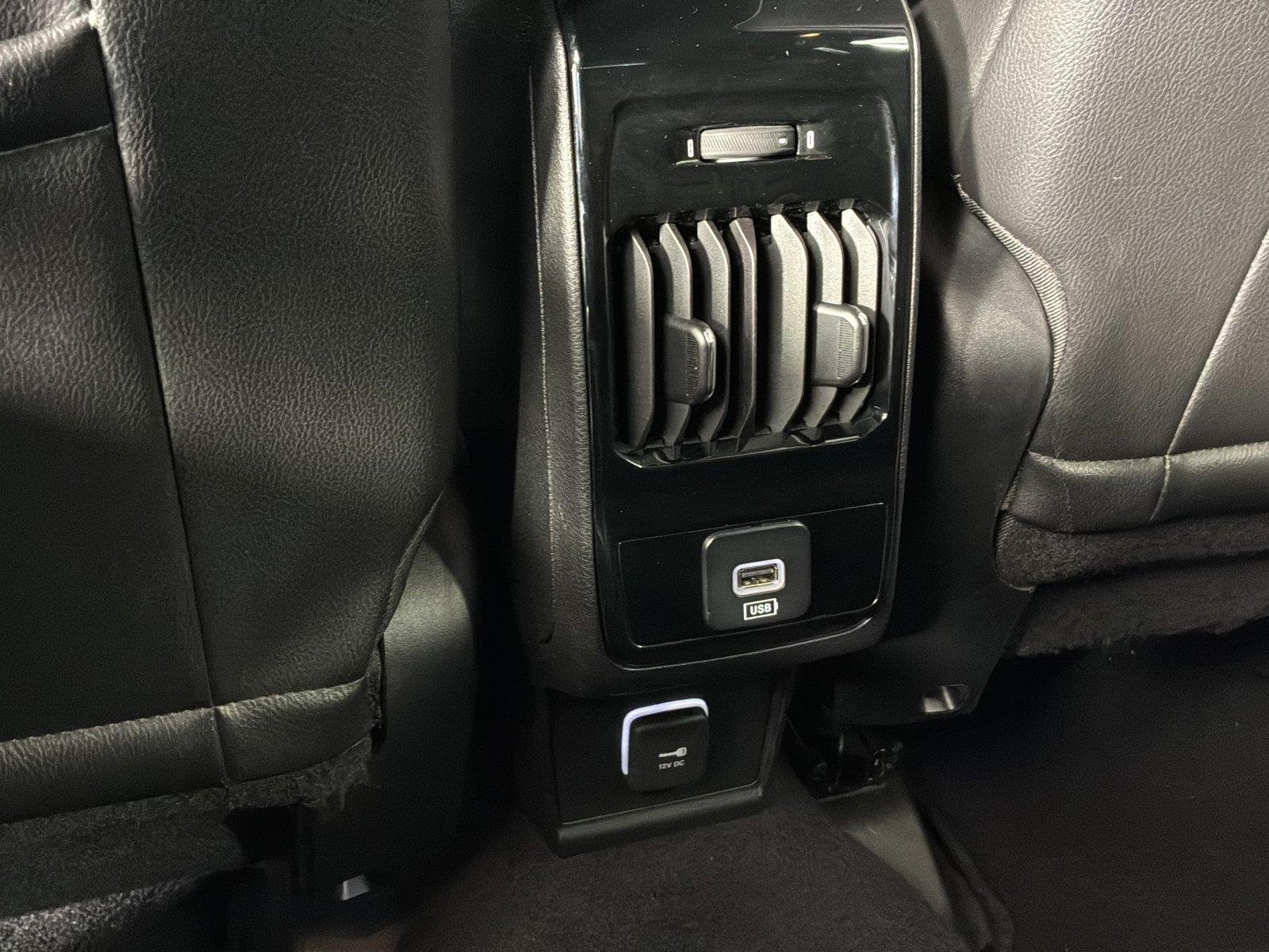 Used 2023 Laser Blue Pearlcoat Jeep Limited image 14