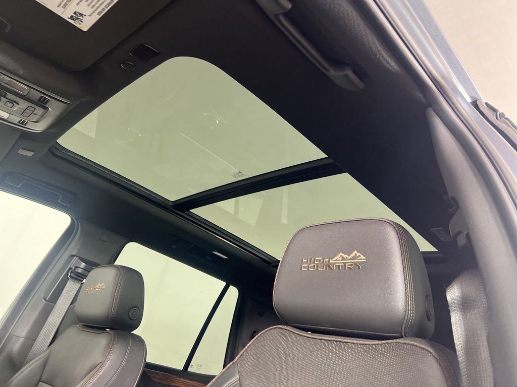 Used 2021 Shadow Gray Metallic Chevrolet High Country image 4