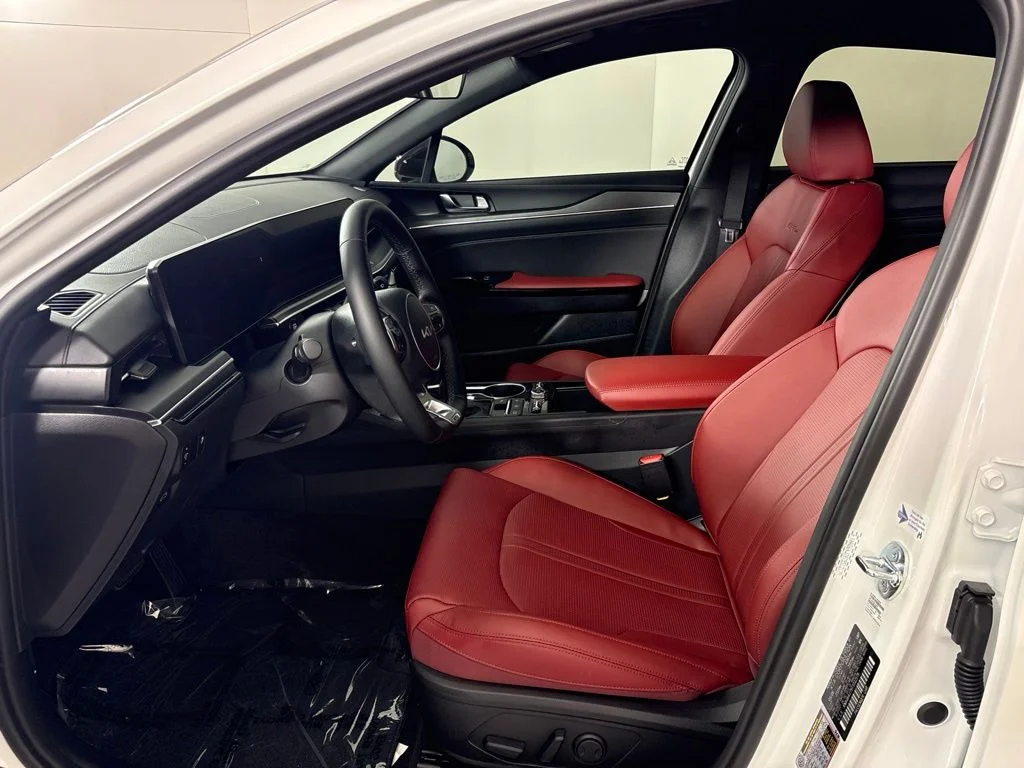New 2026 Snow White Pearl Kia GT-Line FWD image 24