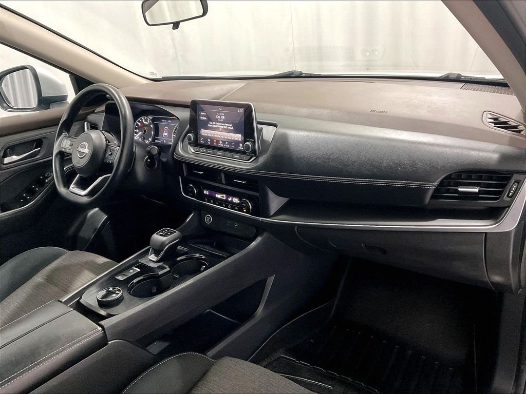 Used 2023 Silver Nissan SV image 14