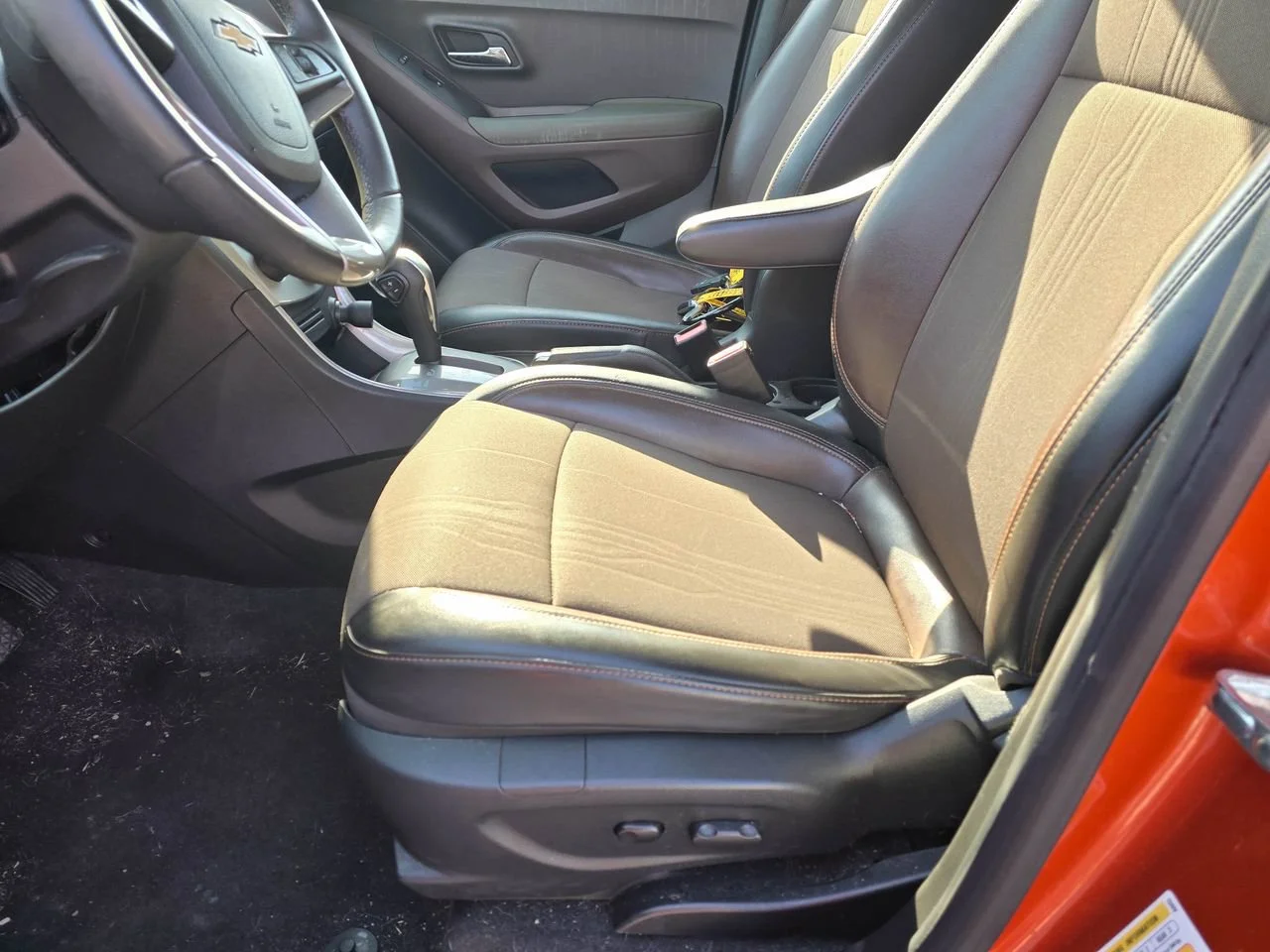 Used 2016 Orange Rock Metallic Chevrolet LT image 10