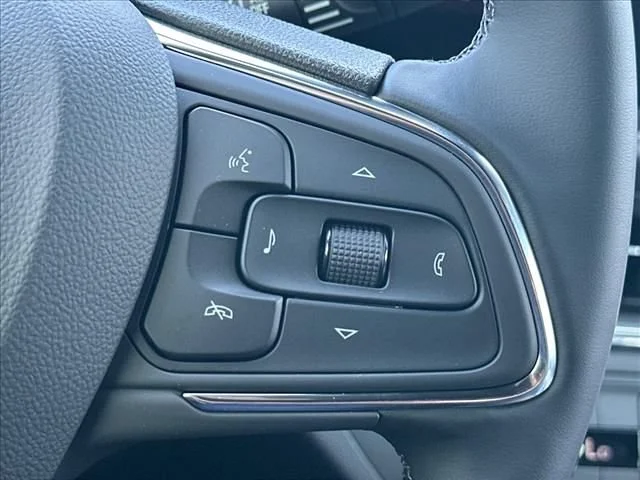 New 2026 Summit White Buick Preferred image 29