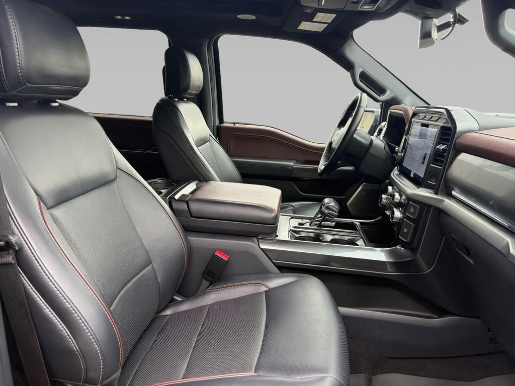 Used 2023 Silver Ford Lariat image 17