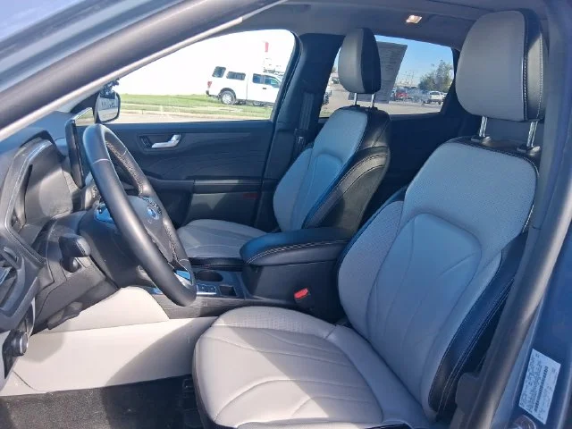 Used 2025 Blue Ford Platinum image 17