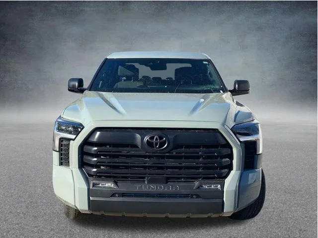 Used 2025 Green Toyota SR5 image 9