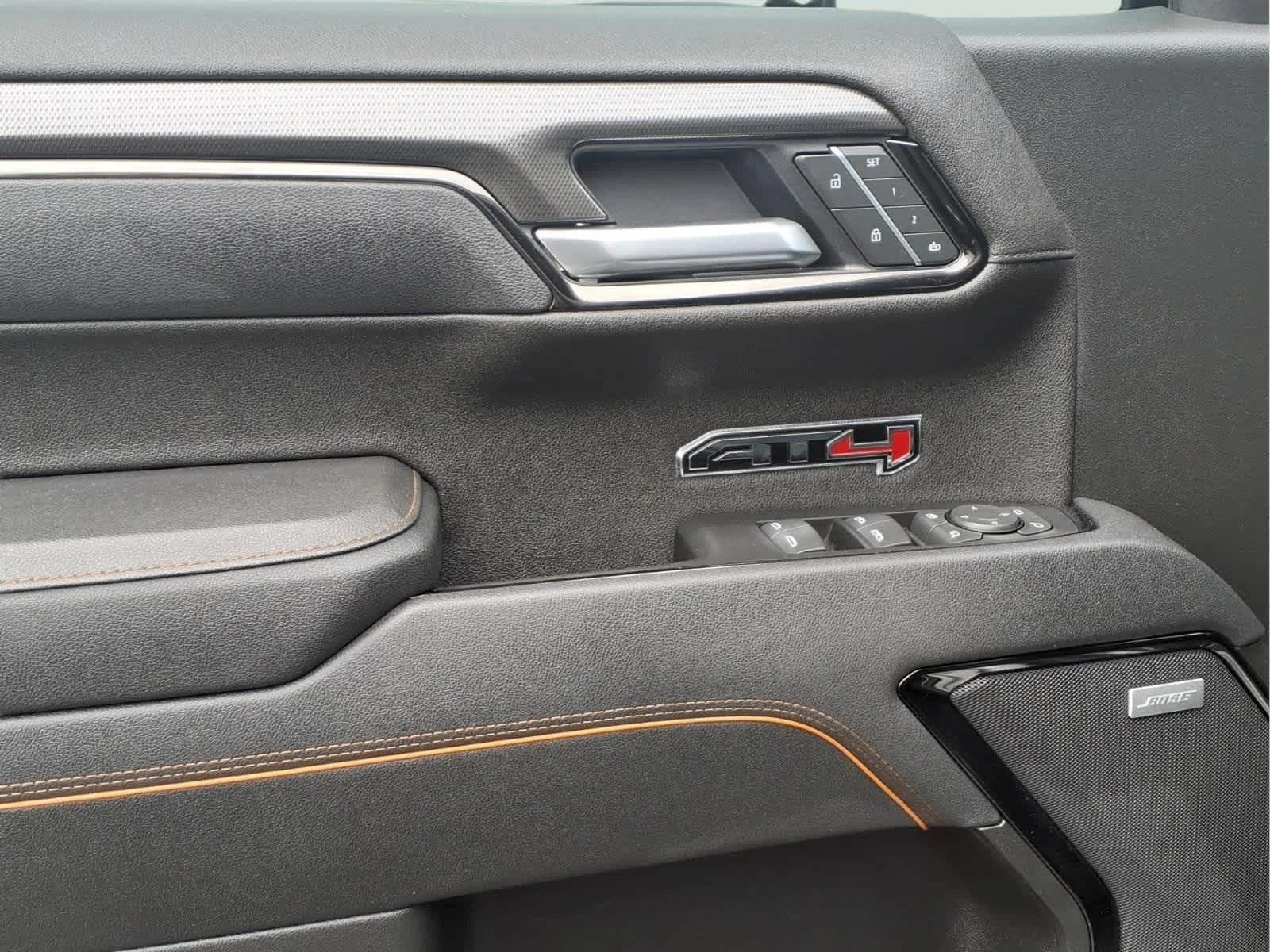 Used 2025 Sterling Metallic GMC AT4 image 12