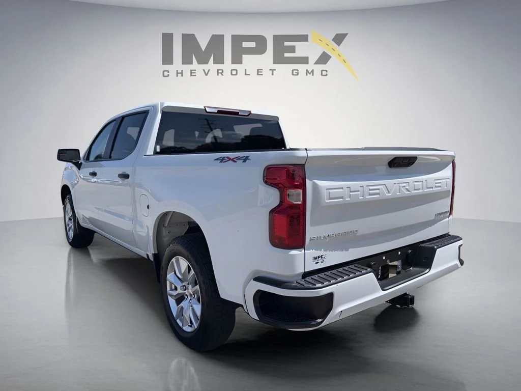 Used 2024 Summit White Chevrolet Custom image 3