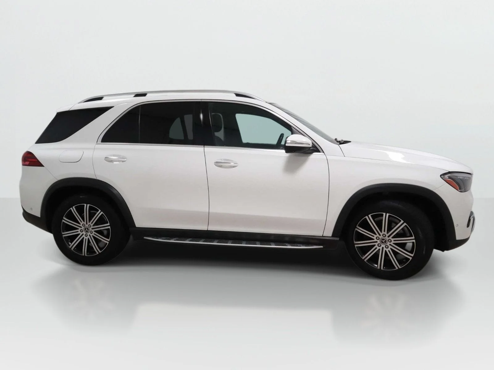 Used 2024 White Mercedes-Benz GLE 350 image 6