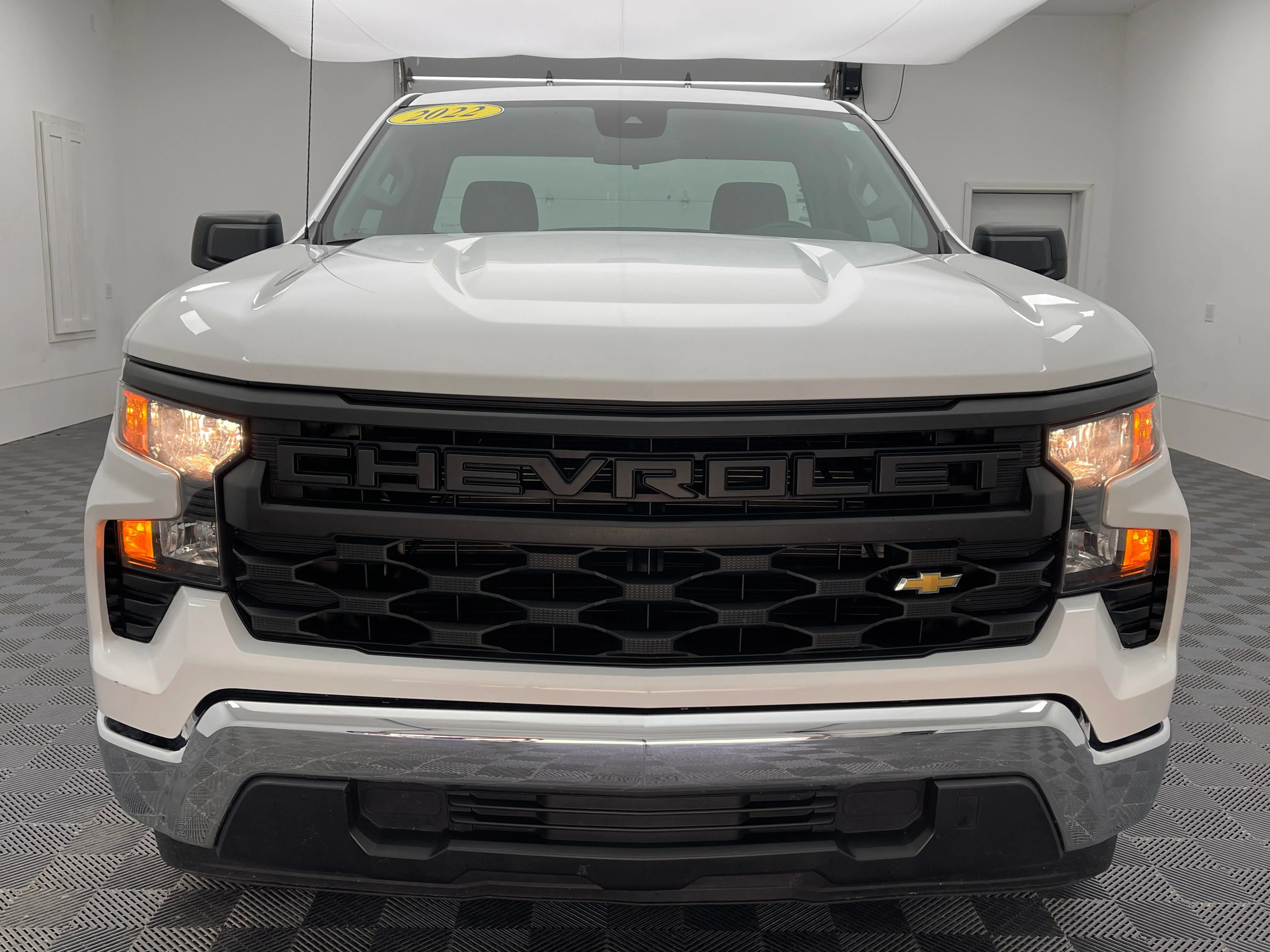 Used 2022 Summit White Chevrolet WT image 11