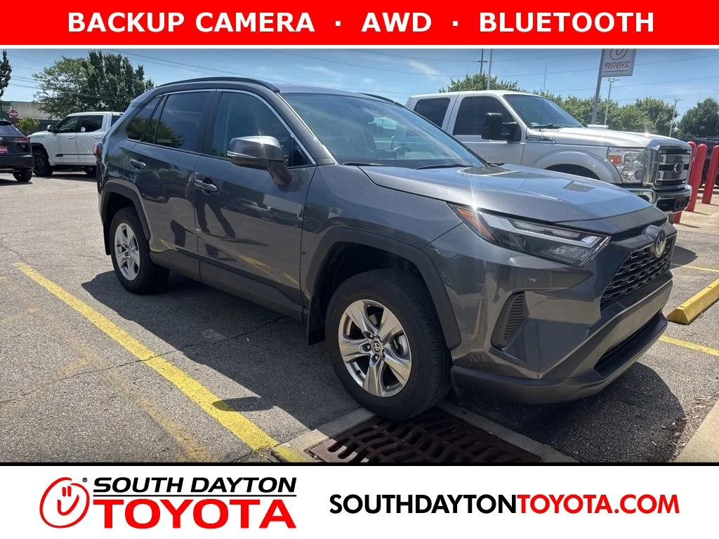 2023 Toyota RAV4 XLE AWD's photo