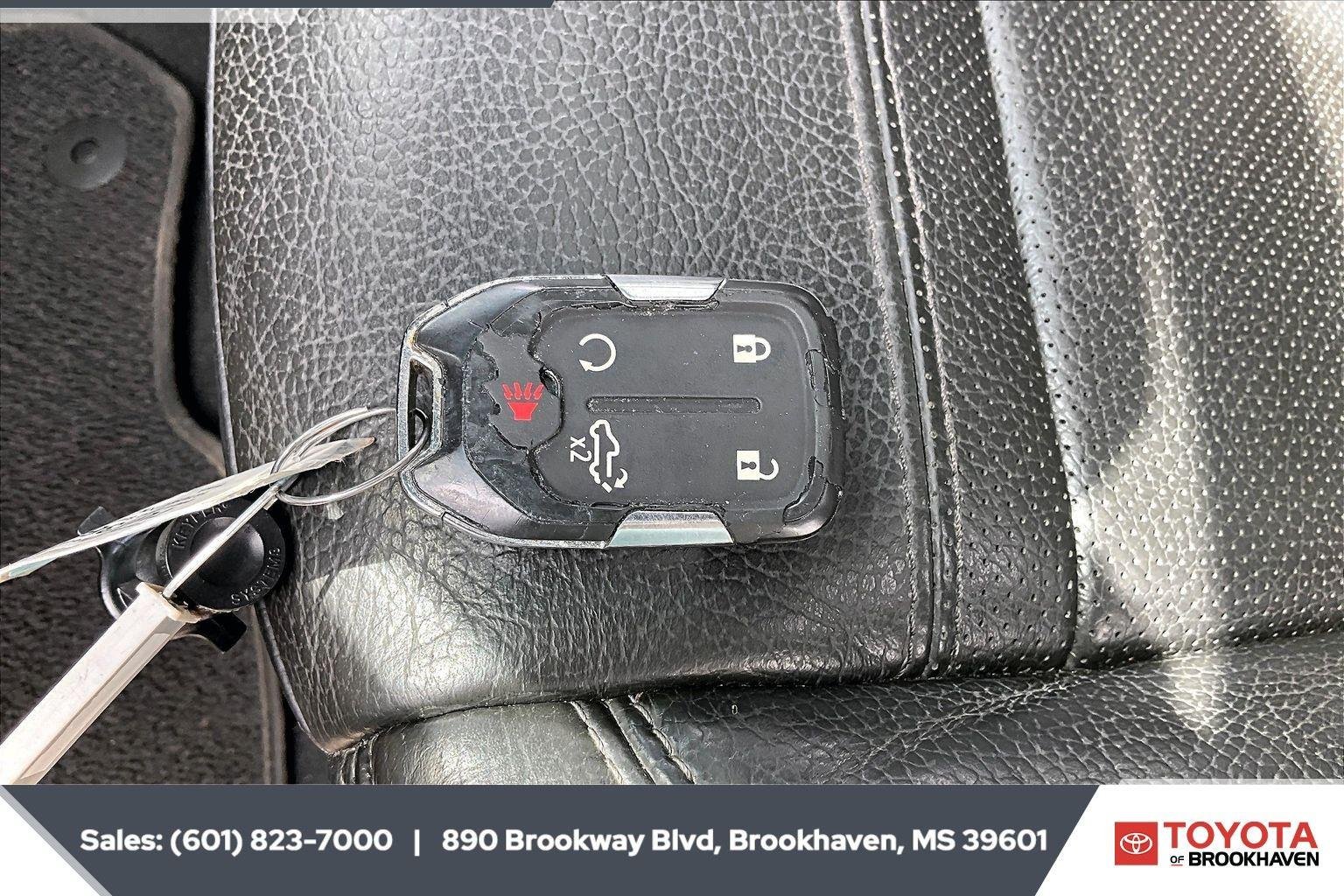 Used 2021 Onyx Black GMC Denali image 11