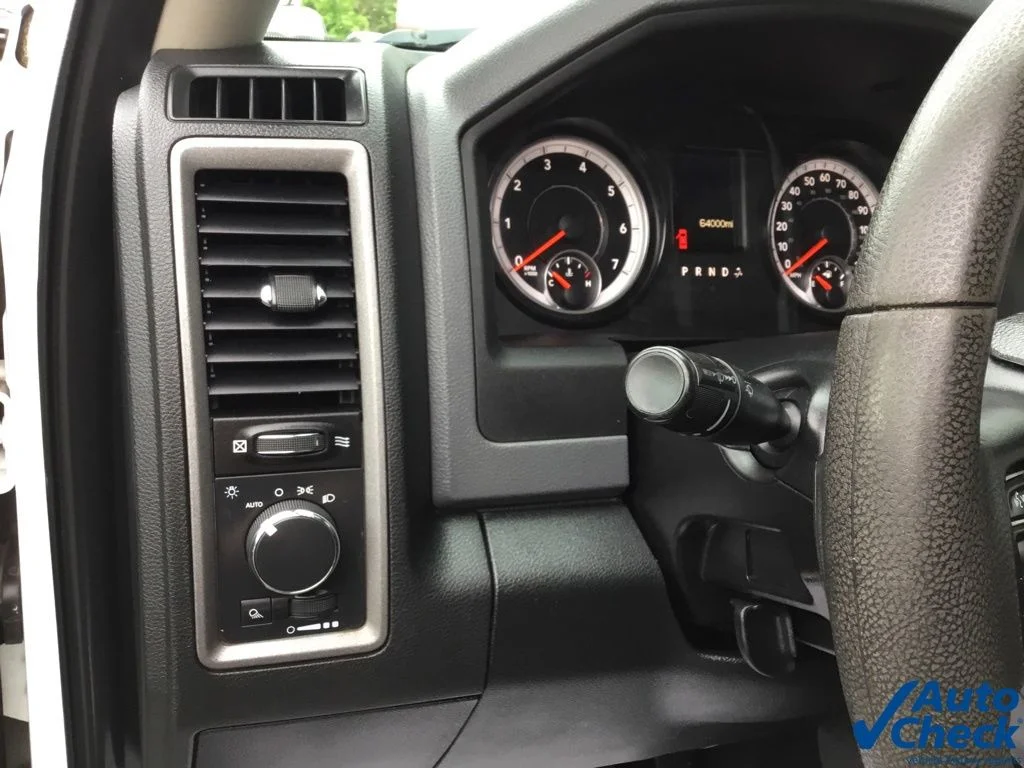 Used 2015 White Ram Tradesman image 27