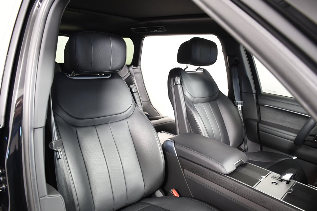 Used 2025 Santorini Black Metallic Land Rover Autobiography image 19