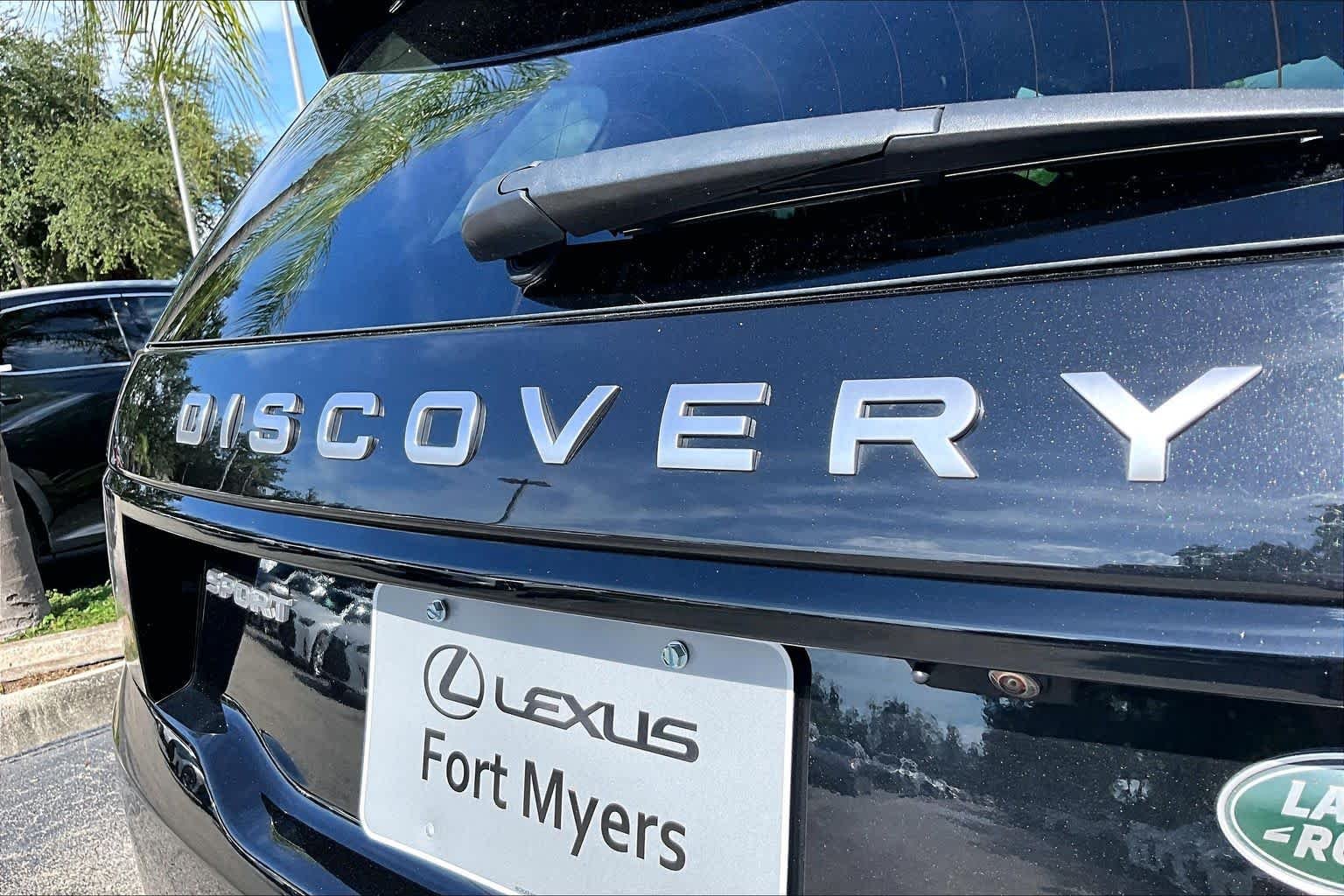 Used 2022  Land Rover S image 31