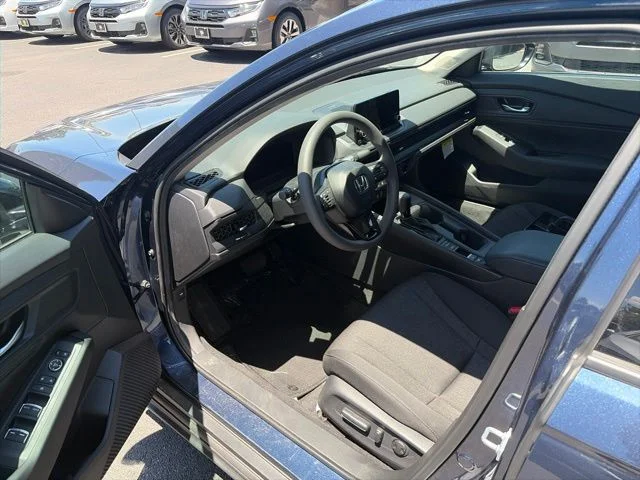 2025 Honda Accord SE - Photo 9