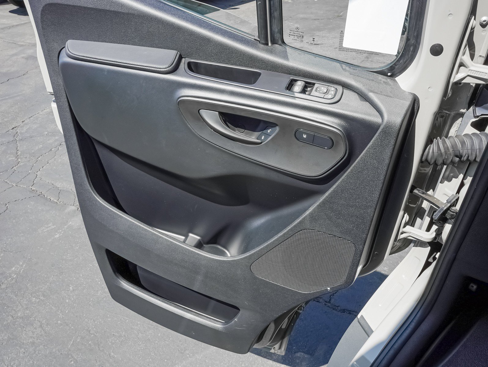 New 2025 Stone Gray Mercedes-Benz 2500 High Roof I4 Diesel HO 144 RWD image 26