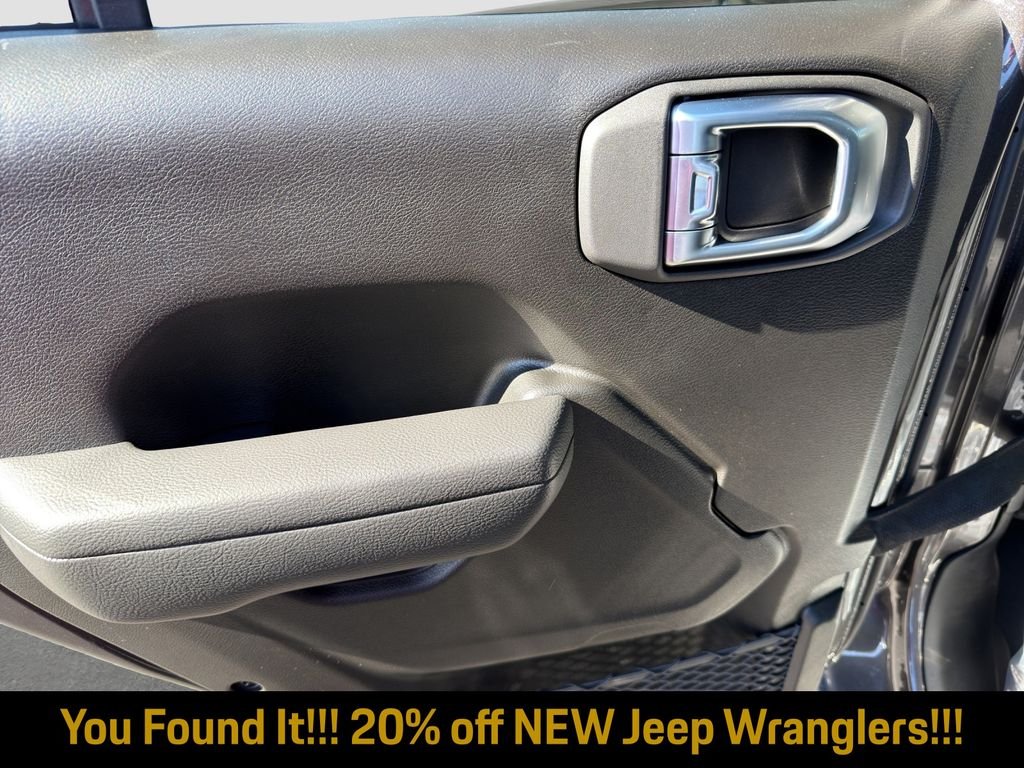 New 2026 Granite Crystal Metallic Clearcoat Jeep Sport S image 21