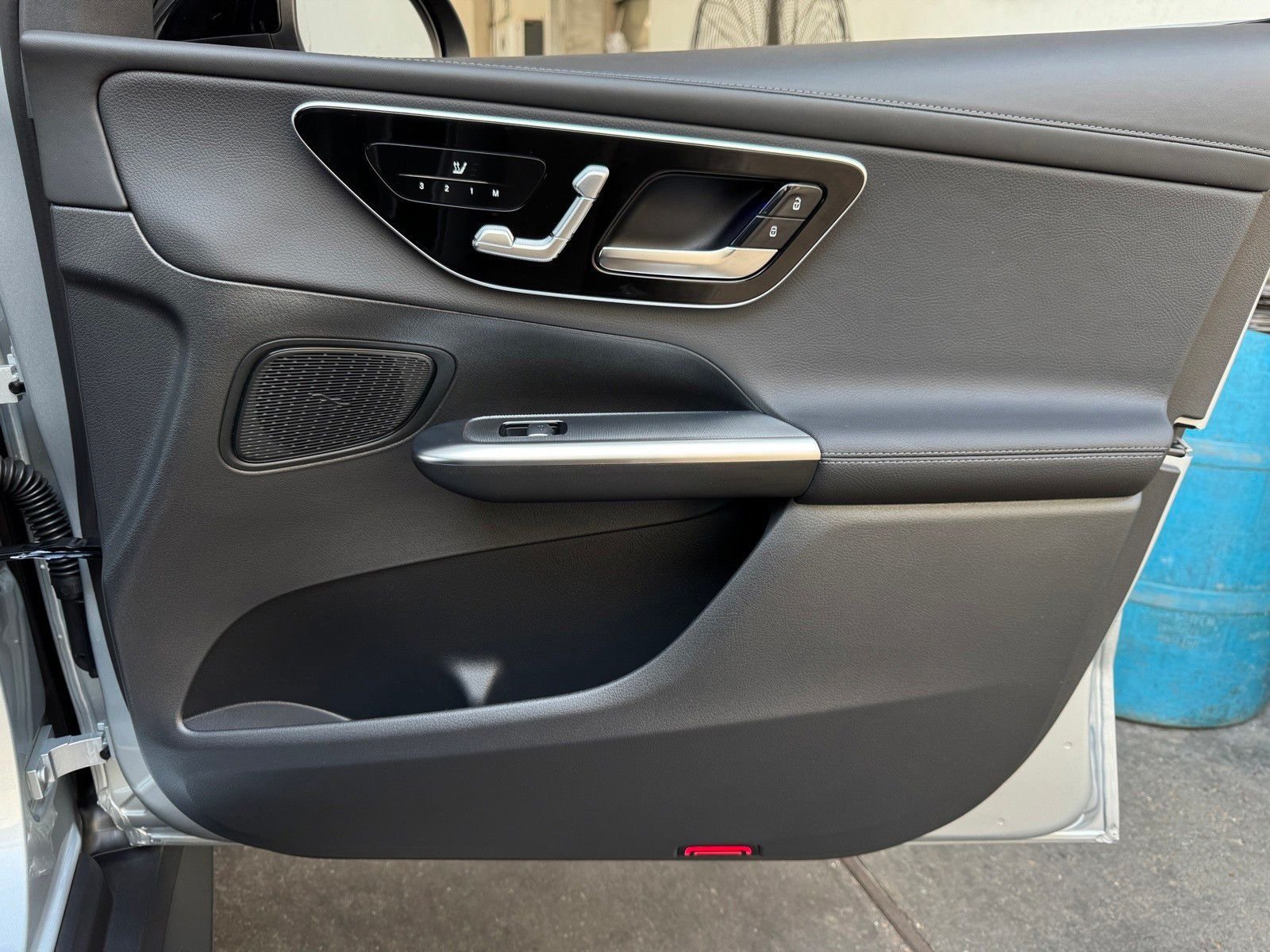 New 2026 Cirrus Silver Metallic Mercedes-Benz GLC 300 image 17
