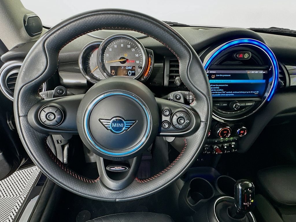 Used 2020 Black MINI Iconic image 11