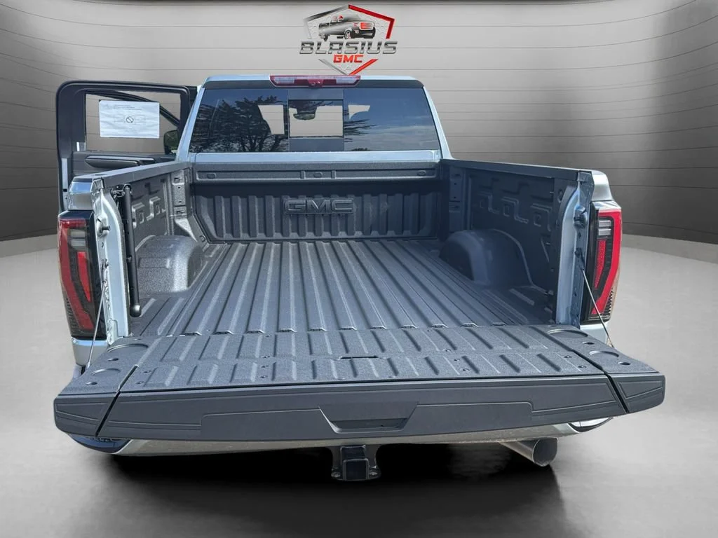 New 2026 Sterling Metallic GMC AT4 image 14