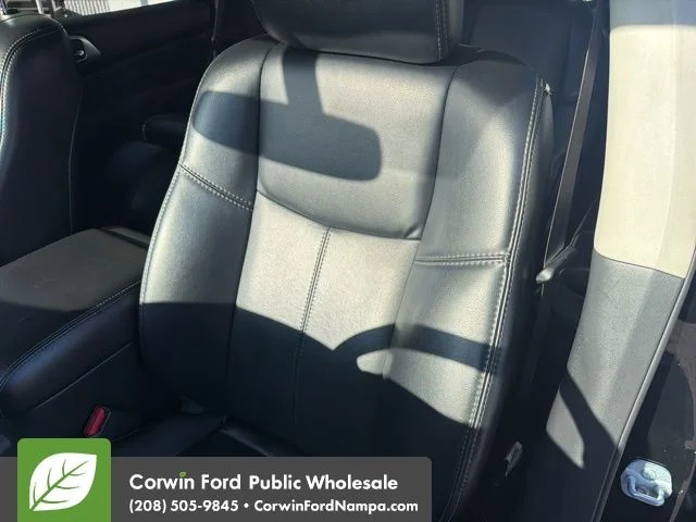 Used 2017 Black Nissan SL image 23